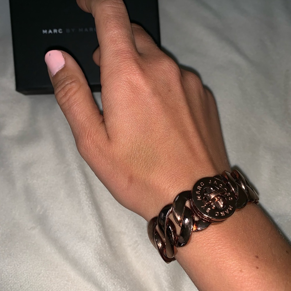 Marc Jacobs rose gold link bracelet